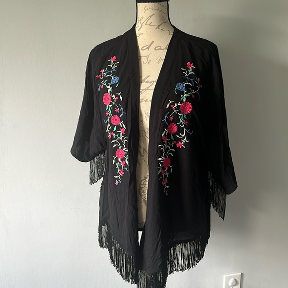 Xhilaration Other - Summer Cover Up Embroidered Small/Medium floral design short sleeve